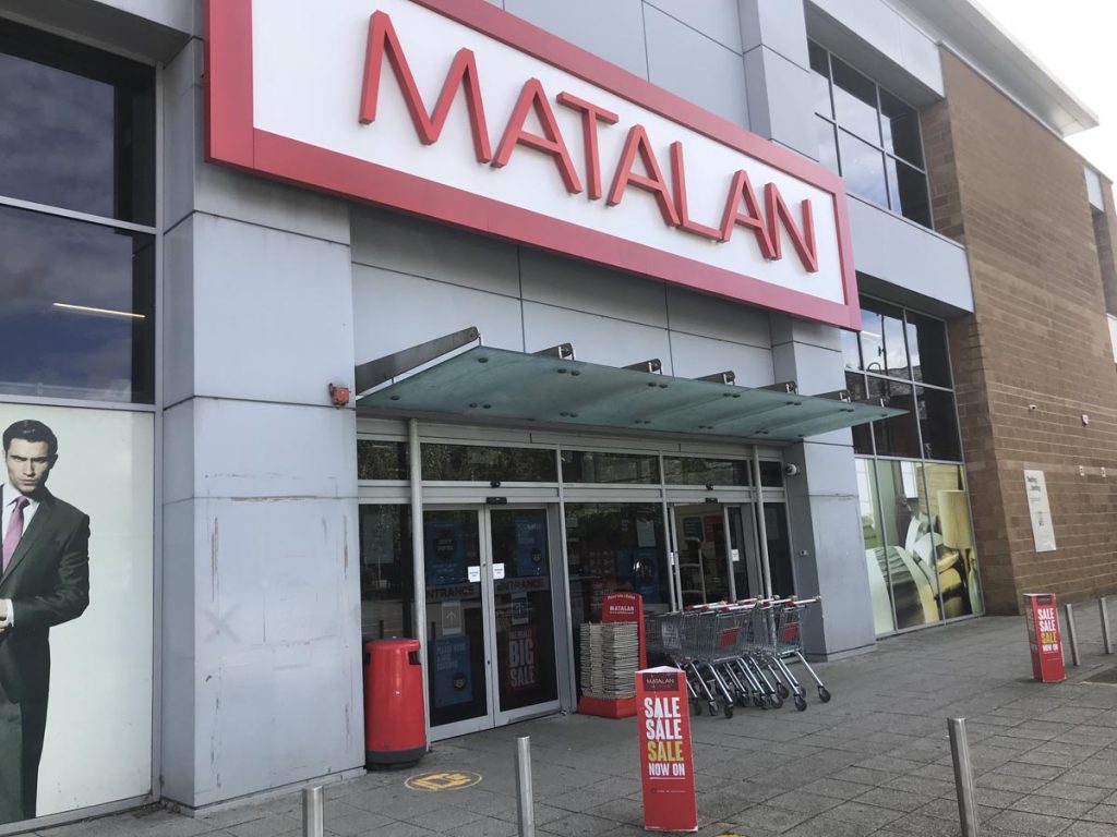 Matalan closing permanently Banbury FM