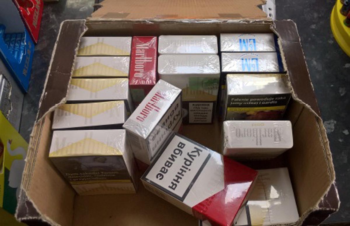 £75,000 pay back + fines and costs for counterfeit cigarettes Banbury FM