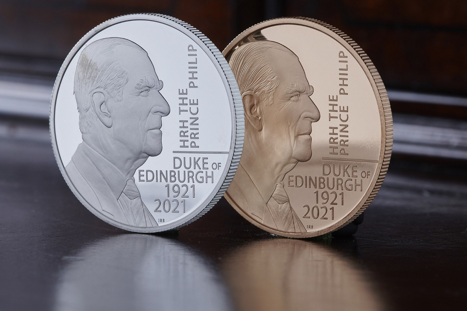 New 5 coin unveiled commemorating the Duke of Edinburgh Banbury FM