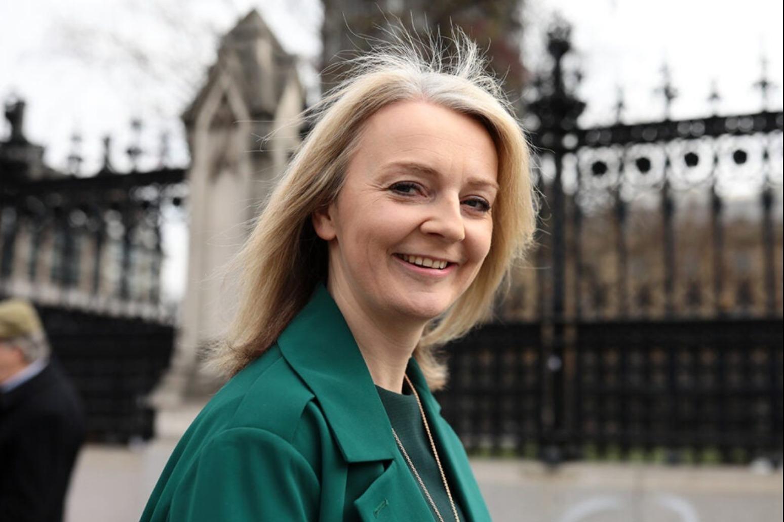 Liz Truss To Take On Brexit Brief Following Lord Frosts Resignation Banbury Fm 