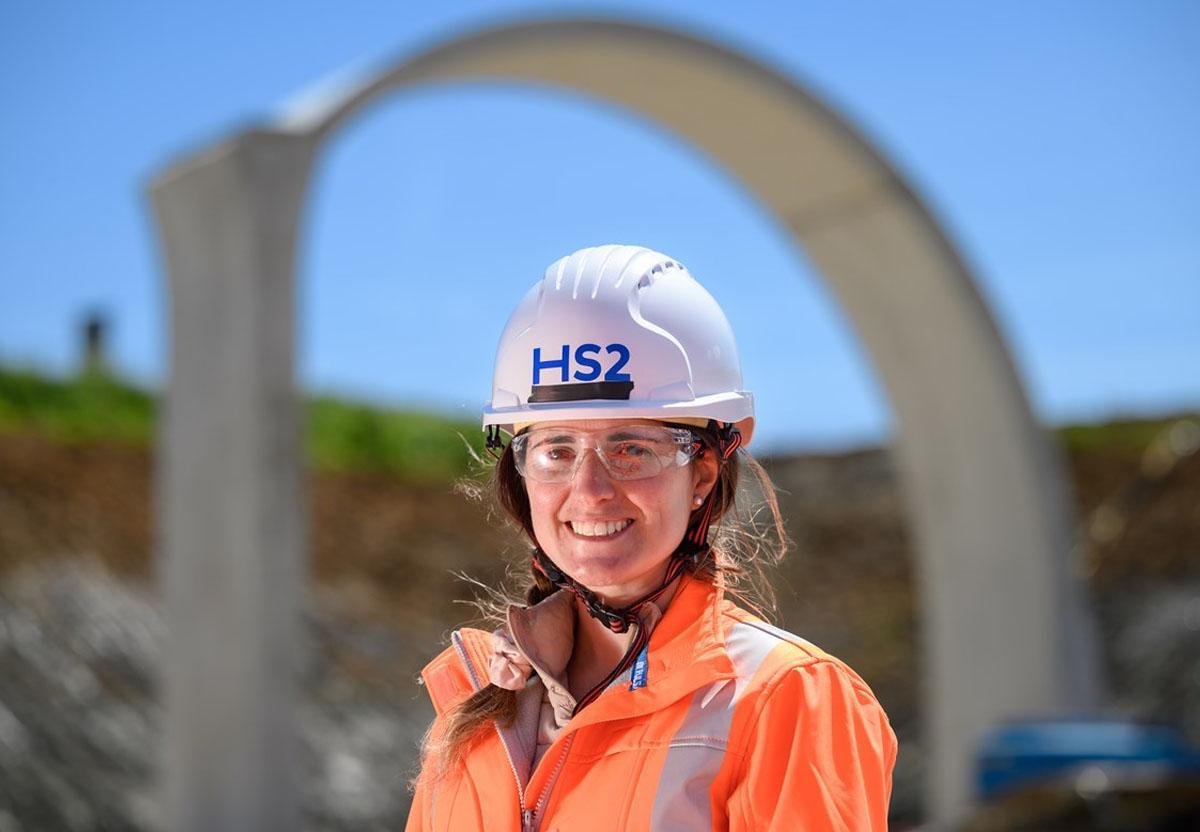 HS2 launches employment scheme with training at Brackley site Banbury FM